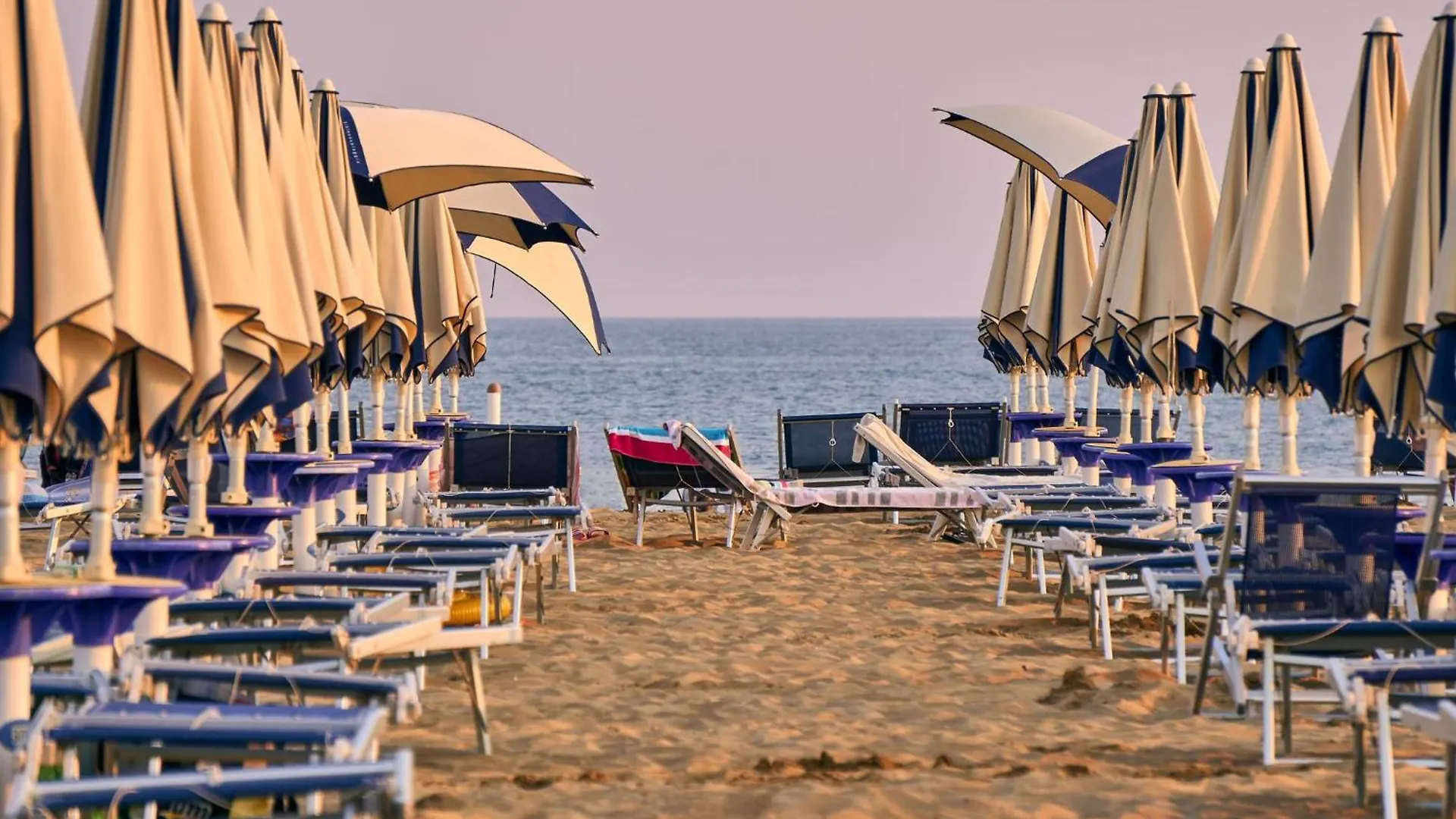 Apartament Enjoy The Sun From The Balcony Of Our Studio Bibione Włochy